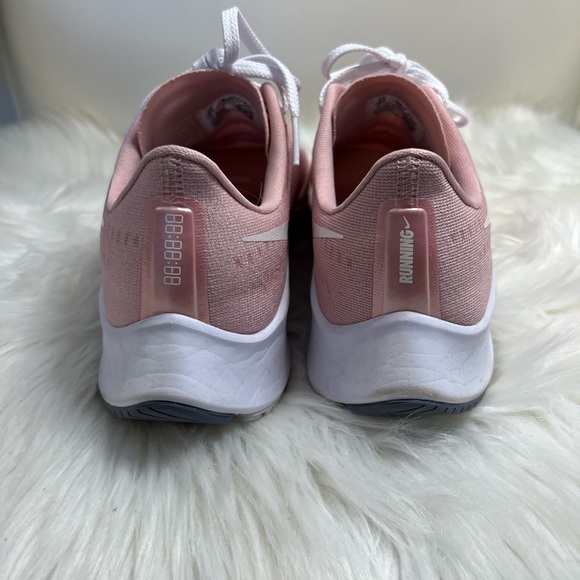 Nike Air Zoom Pegasus Women’s Sneakers 9.5 - Picture 3 of 6